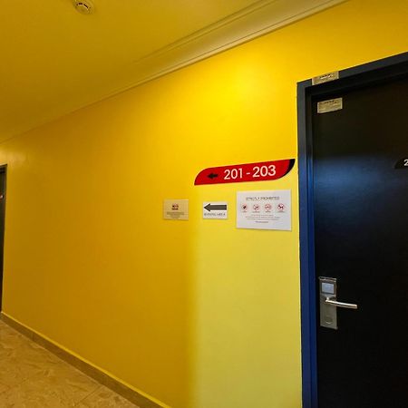 I Go Inn Bandar Saujana Putra Ngoại thất bức ảnh
